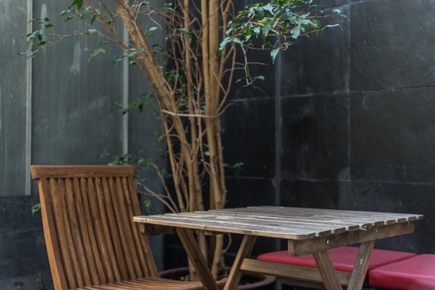 Guestready - Cedofeita Pool Suites Porto Exterior foto